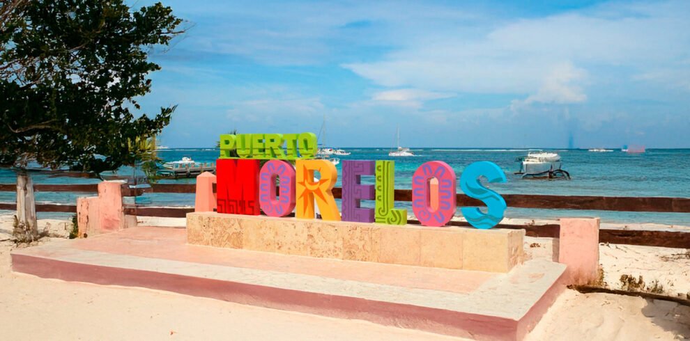 Puerto Morelos Sign at the beach